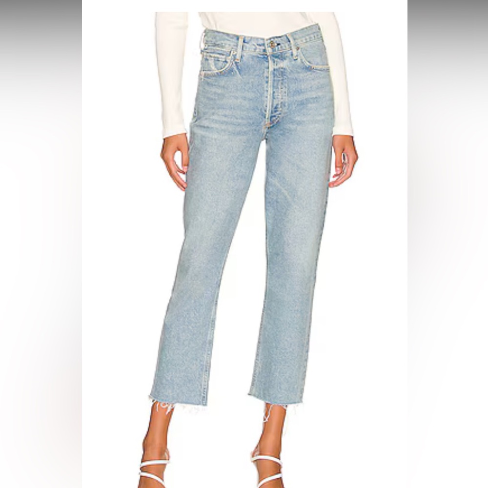 Charlotte Crop High Rise Straight in Parlay
CITIZENS OF HUMANITY
Color: Parlay
